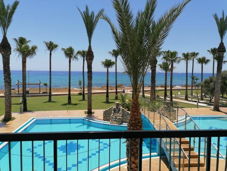 Simos Magic Beach Hotel Apts Ayia Napa Esterno foto