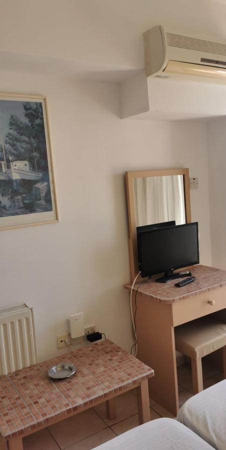 Simos Magic Beach Hotel Apts Ayia Napa Esterno foto