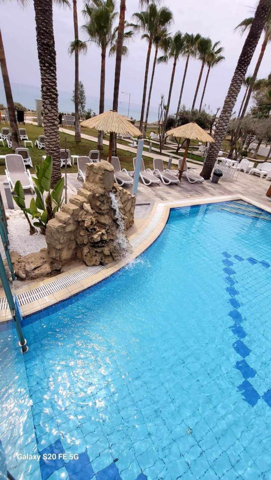 Simos Magic Beach Hotel Apts Ayia Napa Esterno foto