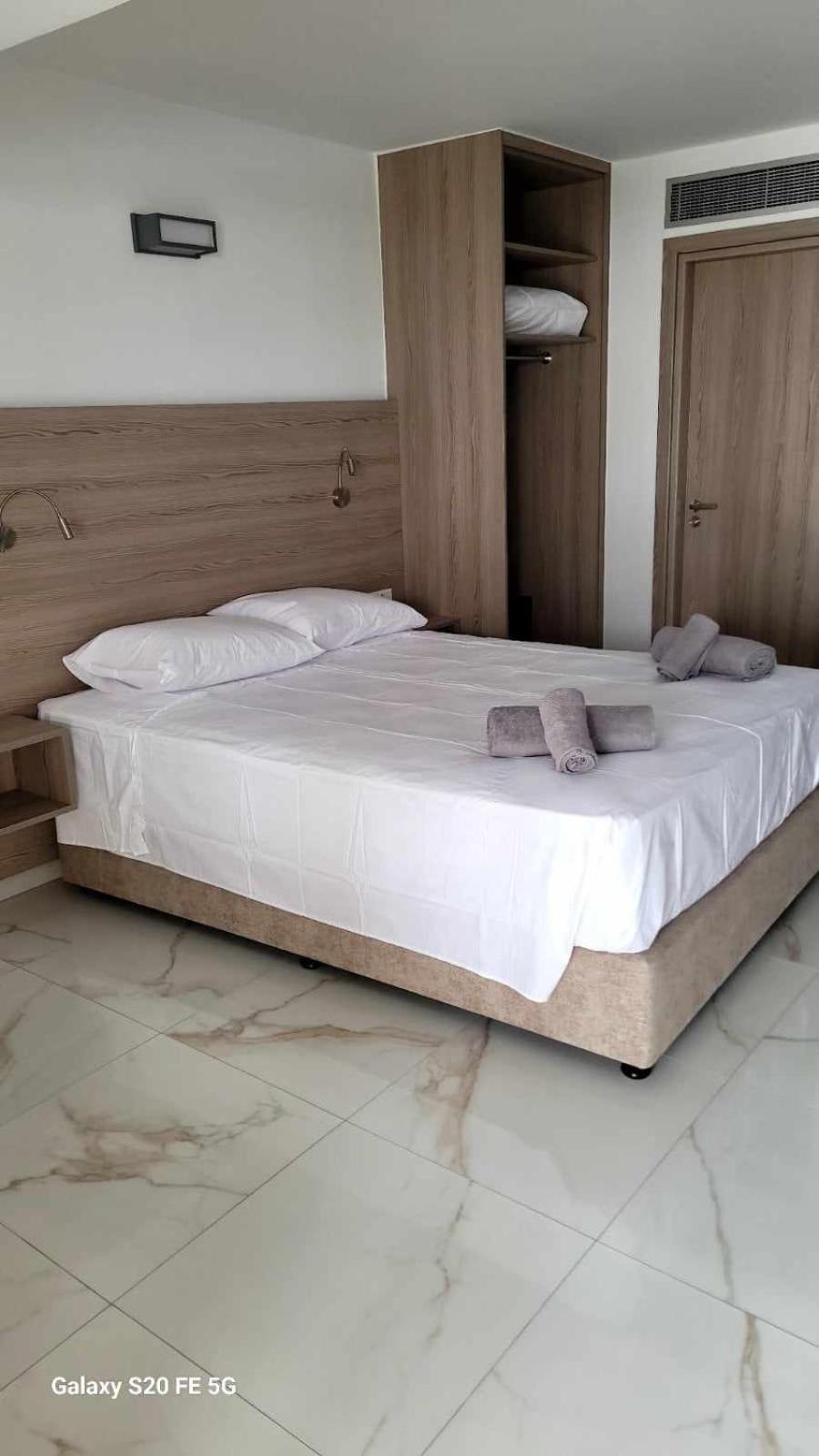 Simos Magic Beach Hotel Apts Ayia Napa Esterno foto