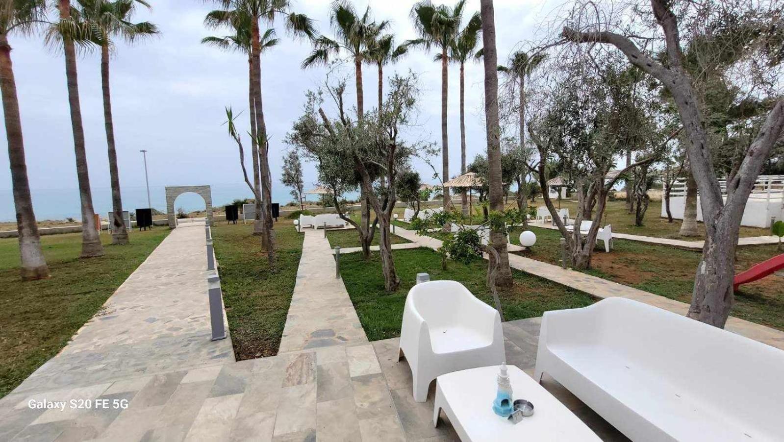 Simos Magic Beach Hotel Apts Ayia Napa Esterno foto