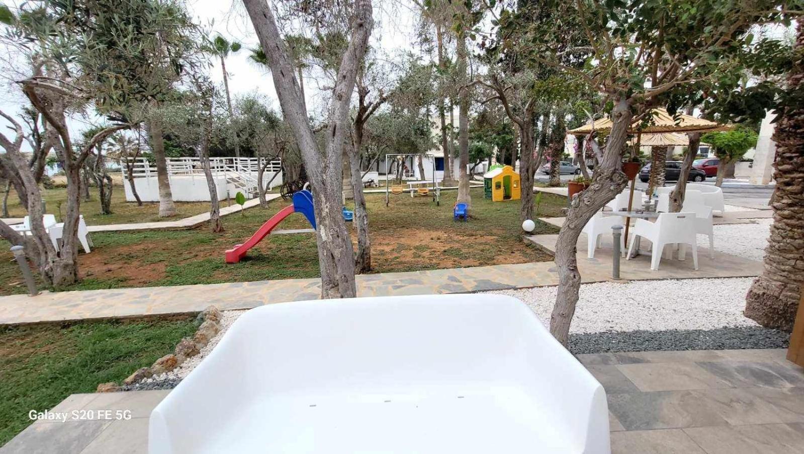 Simos Magic Beach Hotel Apts Ayia Napa Esterno foto